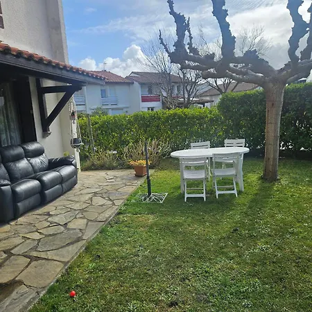 Maison Irrintzina 圣让－德吕兹