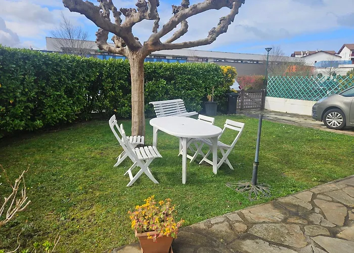 Maison Irrintzina Villa *